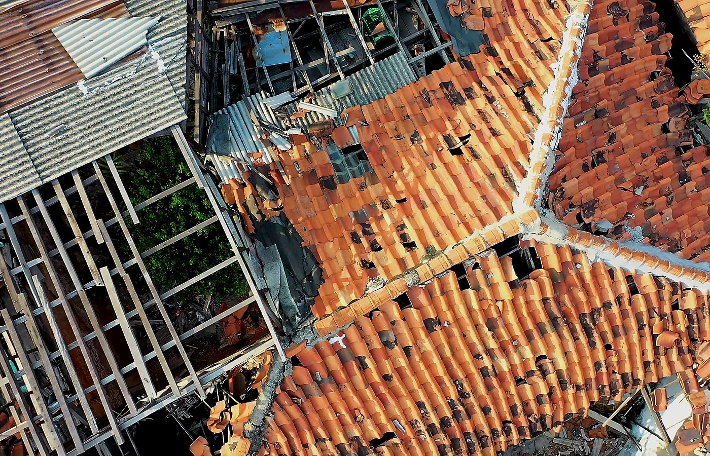 Storm damage and roof claim documentation